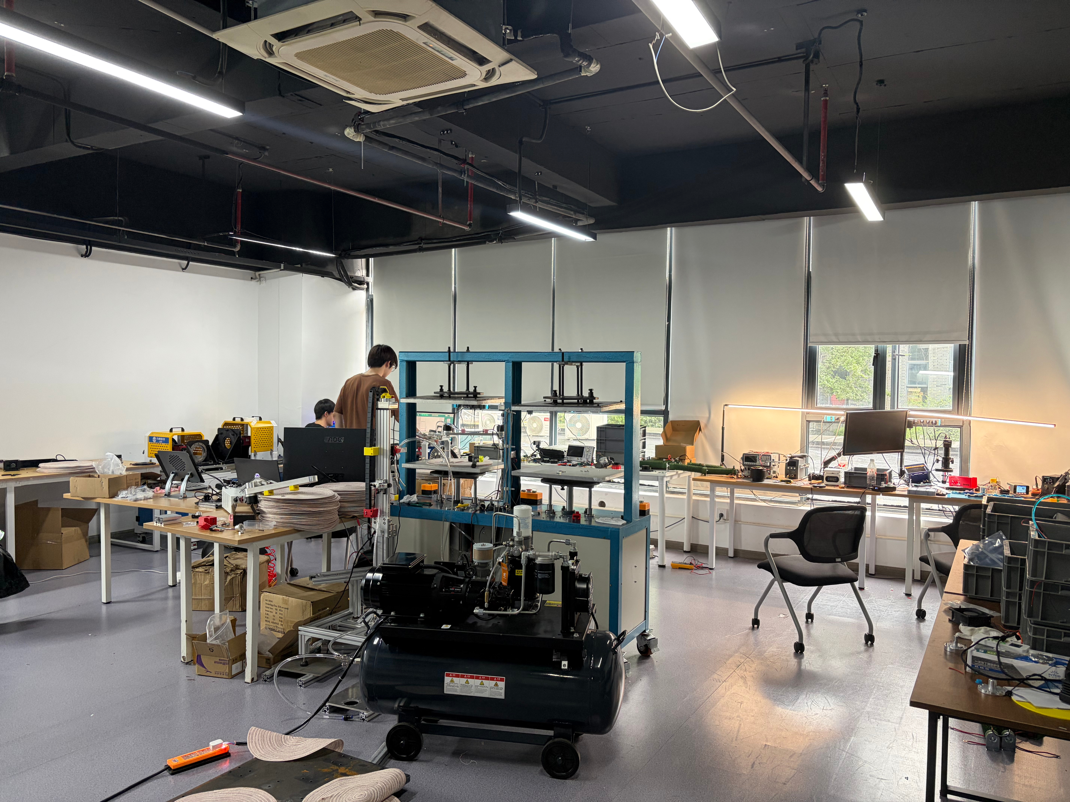 ENVO Robotics lab equipment area